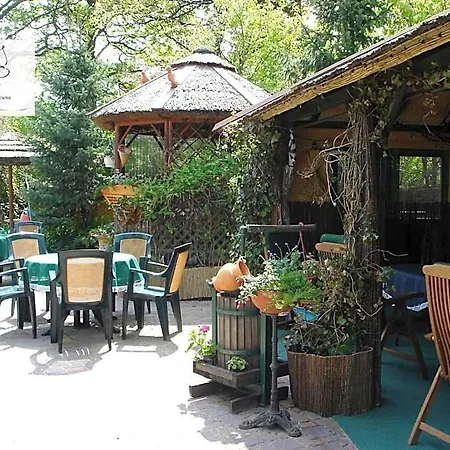 Hotel Zur Kutsche 3*